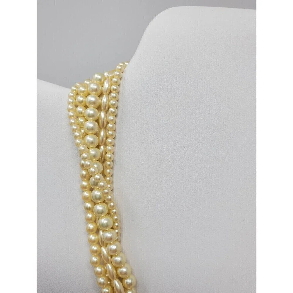 VINTAGE MARVELLA IVORY FAUX PEARL 4 STRAND TWIST NECKLACE FASHION JEWELRY